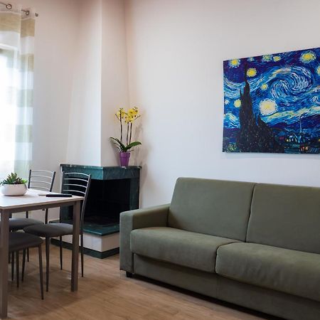 Stella Marina - Camere E Monolocali Turistici Monte San Biagio Eksteriør bilde